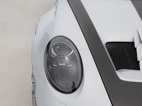 Certified 2025 Porsche 911 GT3 RS RWD image 11