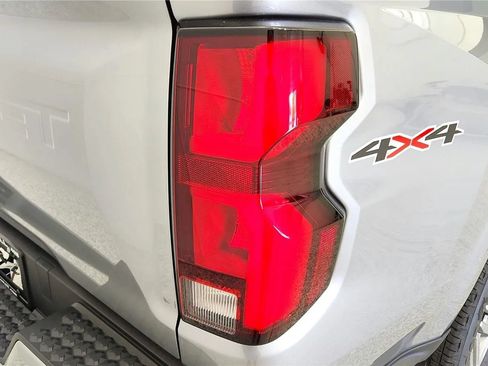 New 2026 Chevrolet Colorado LT w/ LT Convenience Package AWD/4WD image 15