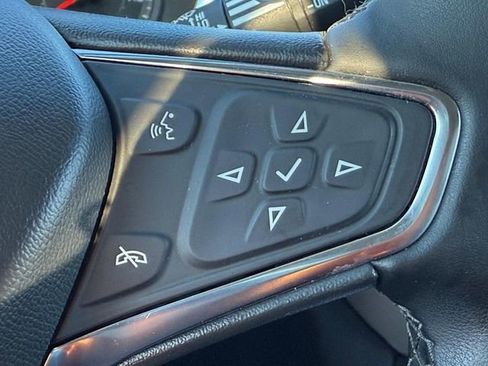 Certified 2024 Chevrolet Equinox LT w/ LPO, Floor Liner Package image 14