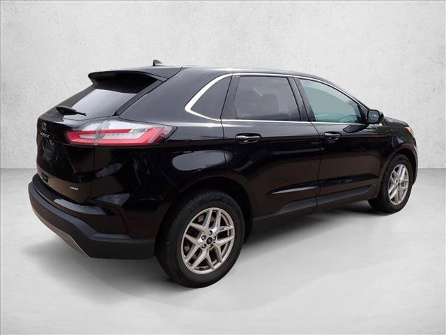 Used 2024 Ford Edge SEL AWD/4WD image 9