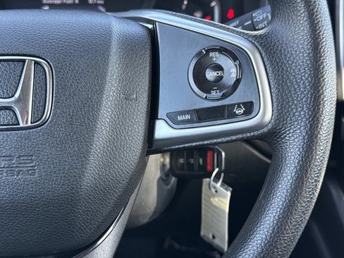Used 2020 Honda CR-V LX image 7