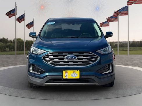 Used 2020 Ford Edge Titanium FWD image 2