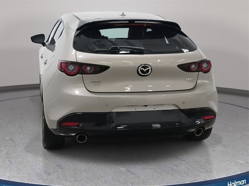 Used 2023 MAZDA MAZDA3 Hatchback w/Premium Plus Pkg image 8