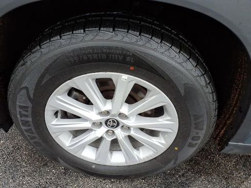 Used 2025 Toyota Grand Highlander AWD image 9