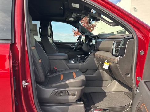 New 2025 GMC Sierra 1500 AT4 w/ AT4 Premium Package image 22