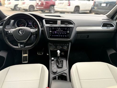 Used 2021 Volkswagen Tiguan SE R-Line w/ 3rd Row Seat Package image 17