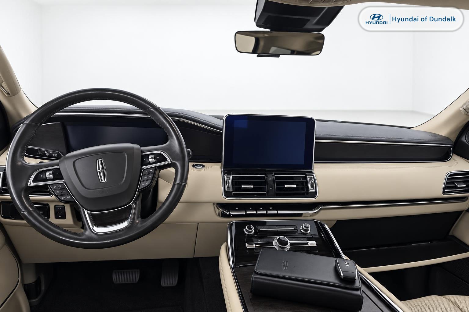 Used 2019 Lincoln Navigator L Reserve AWD/4WD image 9