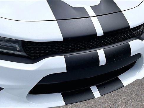 Used 2018 Dodge Charger R/T Scat Pack RWD image 34