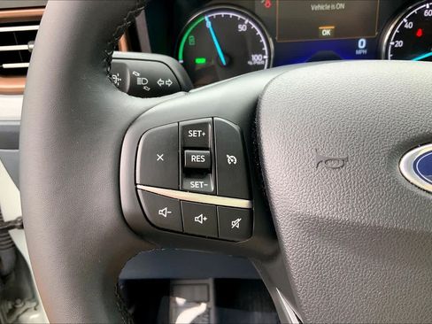 Used 2023 Ford Maverick Lariat FWD image 22
