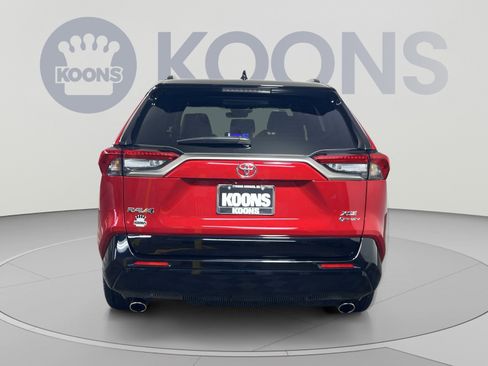 Used 2025 Toyota RAV4 XSE w/ Weather Package AWD/4WD image 10