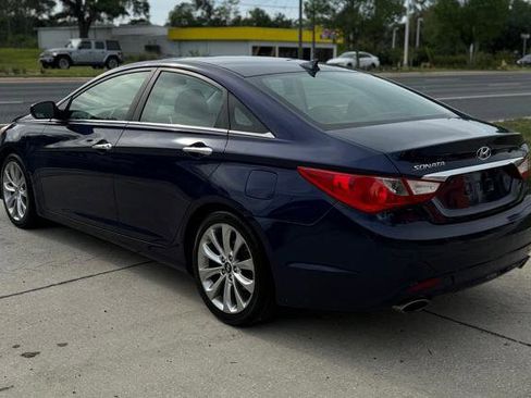 Used 2012 Hyundai Sonata SE w/ Navigation & Sunroof Pkg image 3