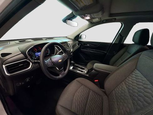 Used 2020 Chevrolet Equinox LT image 19