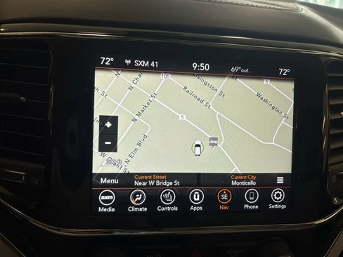 Used 2021 Jeep Grand Cherokee Summit AWD/4WD image 34