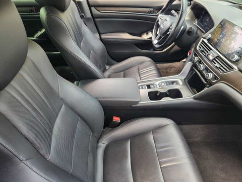 Certified 2021 Honda Accord Touring image 13