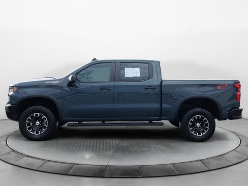 Used 2025 Chevrolet Silverado 1500 ZR2 w/ Technology Package AWD/4WD image 4