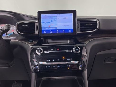 Used 2023 Ford Explorer Limited image 25