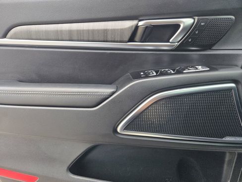 Certified 2023 Kia Telluride SX image 22