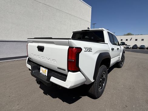 New 2026 Toyota Tacoma TRD Off-Road AWD/4WD image 24