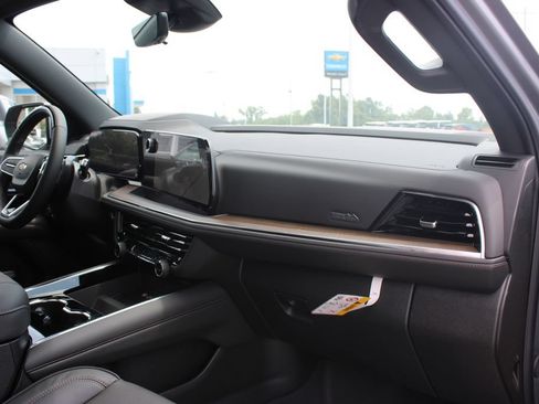 New 2026 Chevrolet Tahoe High Country AWD/4WD image 36