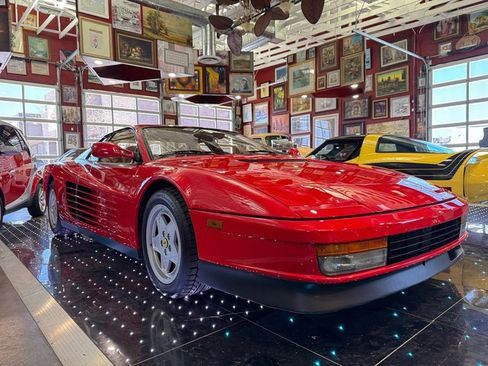 Used 1988 Ferrari Testarossa image 3