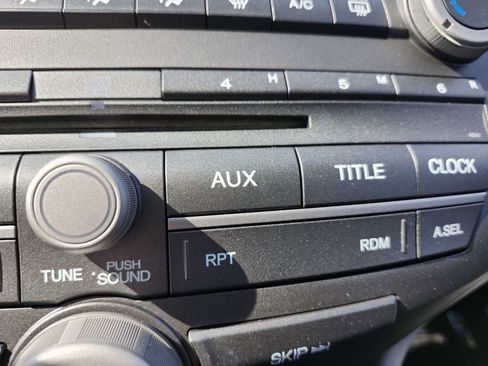 Used 2011 Honda Accord LX image 2