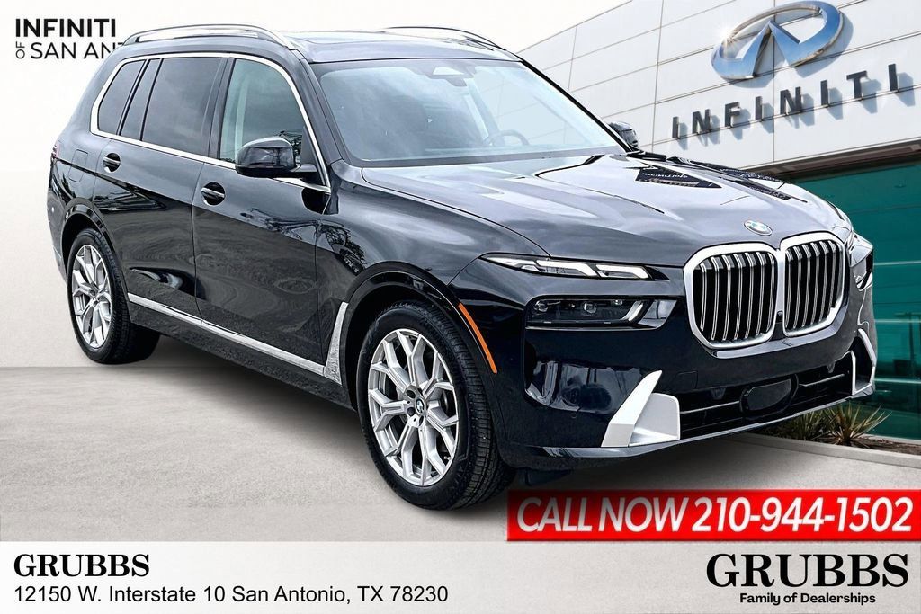 Used 2025 BMW X7 xDrive40i w/ Climate Comfort Package AWD/4WD image 1