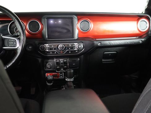 Used 2021 Jeep Wrangler Unlimited Rubicon image 30