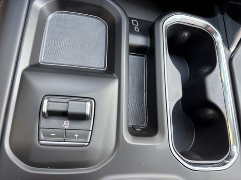 New 2026 GMC Sierra 3500 Denali Ultimate w/ LPO, Black Badging Package AWD/4WD image 41