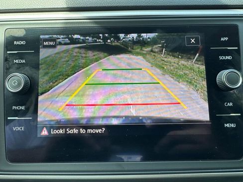 Used 2021 Volkswagen Atlas SE w/ Towing Package AWD/4WD image 24