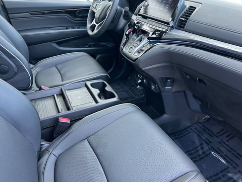 New 2026 Honda Odyssey Elite image 18