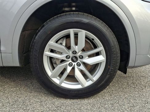 Used 2023 Audi Q5 2.0T Premium w/ Convenience Package image 8