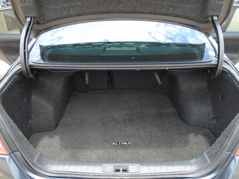 Used 2013 Nissan Altima 2.5 SV FWD image 13
