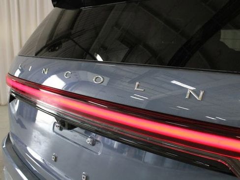 New 2026 Lincoln Aviator AWD image 29
