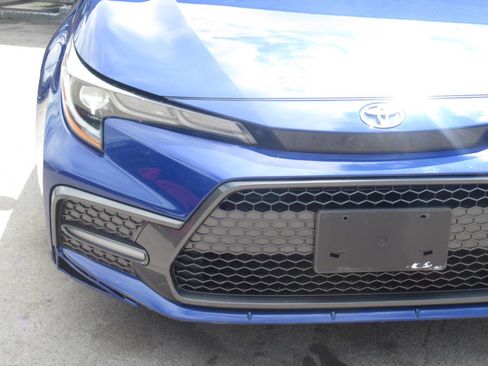 Used 2021 Toyota Corolla SE w/ Carpet Mat Package (TMS) FWD image 3