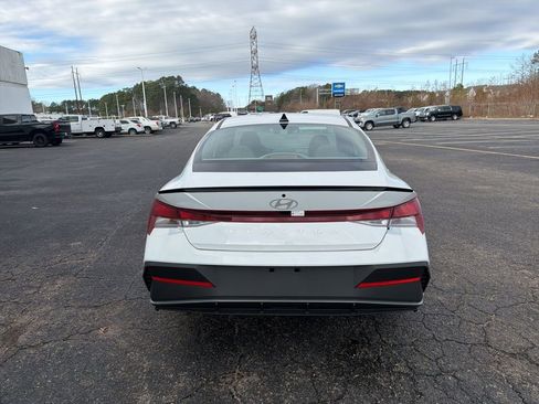 New 2025 Hyundai Elantra Sport image 4