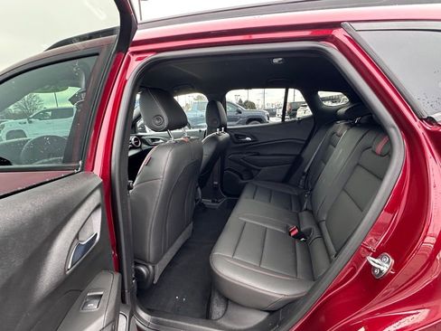 Certified 2024 Chevrolet Trax RS image 19