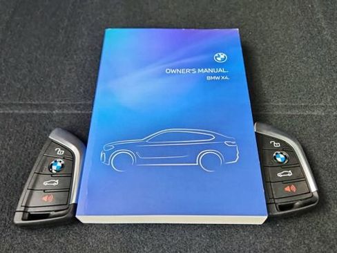 Used 2025 BMW X4 xDrive30i w/ Premium Package image 63