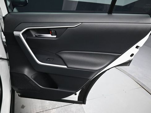 Certified 2024 Toyota RAV4 XLE Premium image 34