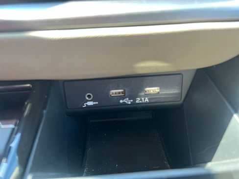 Used 2022 Subaru Legacy Premium AWD/4WD image 17