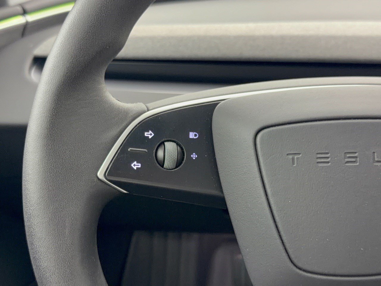 Used 2024 Tesla Model 3 Long Range RWD image 18