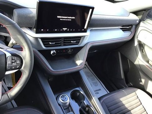 New 2026 Ford Explorer ST-Line w/ ST-Line Street Pack image 17