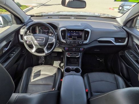 Used 2024 GMC Terrain SLT AWD/4WD image 23