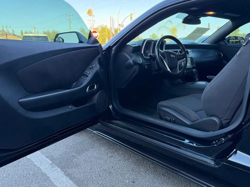 Used 2013 Chevrolet Camaro LT RWD image 10