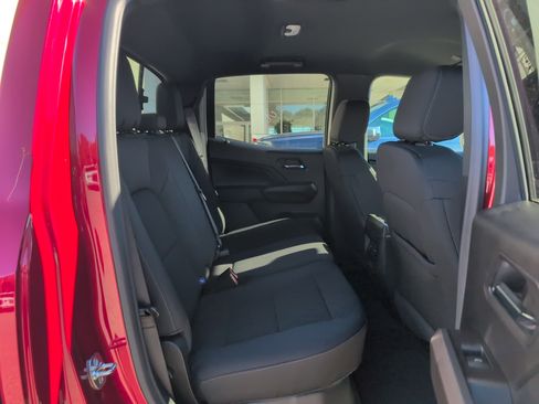 New 2026 GMC Canyon Elevation w/ Convenience Package image 29