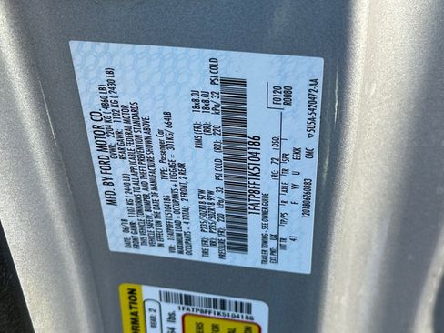 Used 2019 Ford Mustang GT Premium RWD image 24