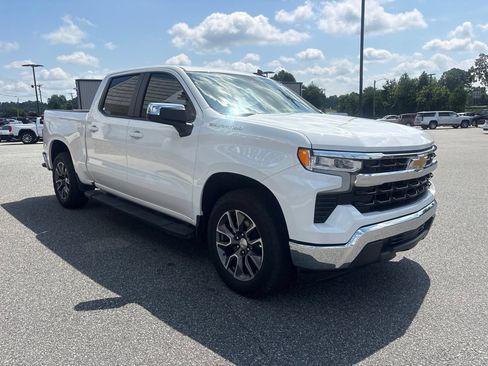 Used 2024 Chevrolet Silverado 1500 LT w/ Protection Package RWD image 11