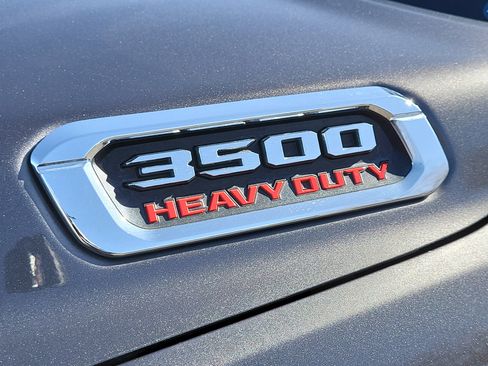 Used 2022 RAM 3500 Limited image 29