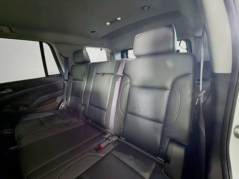 Used 2017 GMC Yukon SLT AWD/4WD image 19