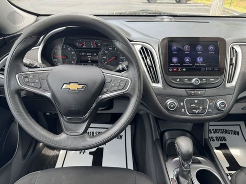 Used 2021 Chevrolet Malibu LS image 11