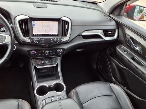 Used 2019 GMC Terrain SLT w/ Preferred Package FWD image 3